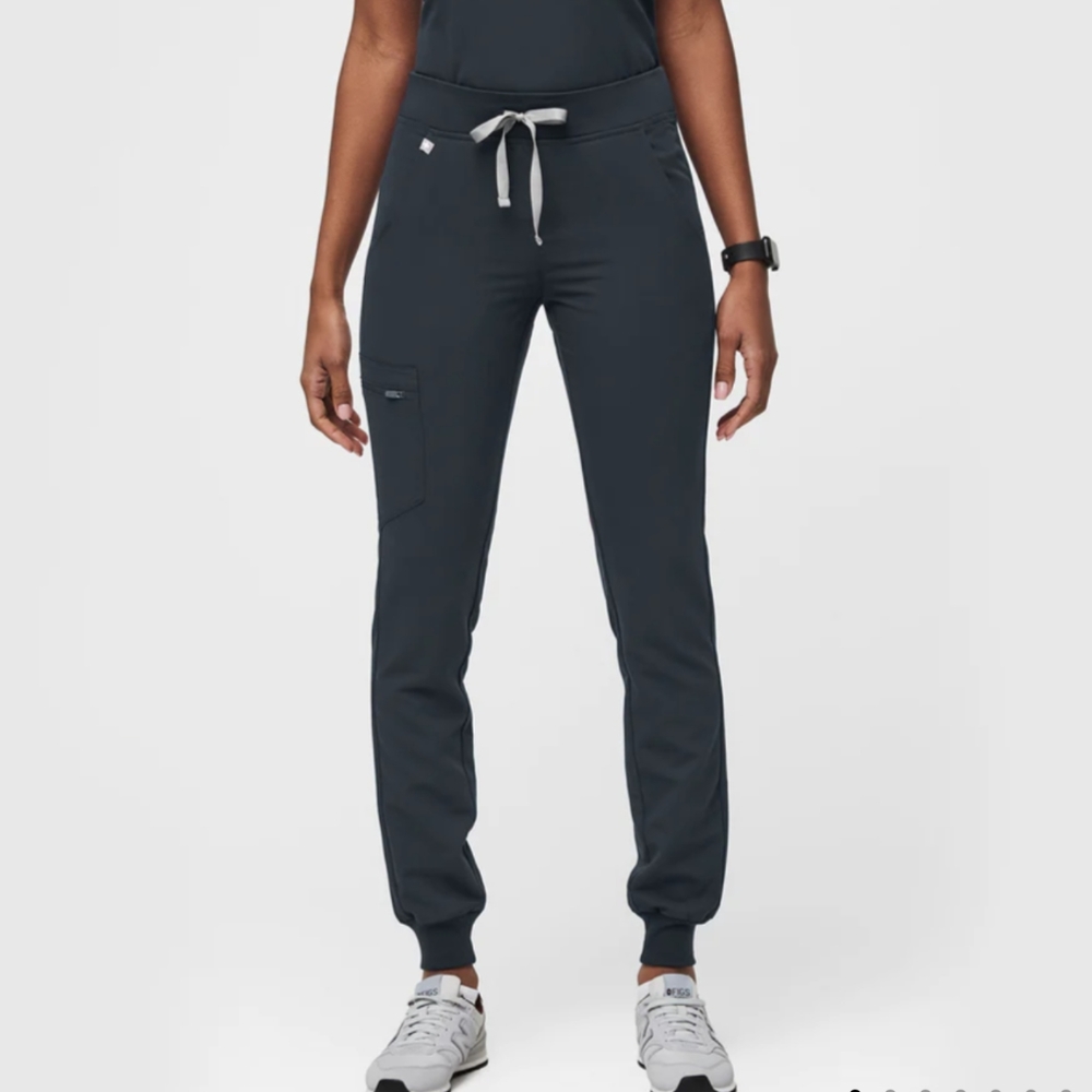 Figs gray jogger scrub bottoms, XS